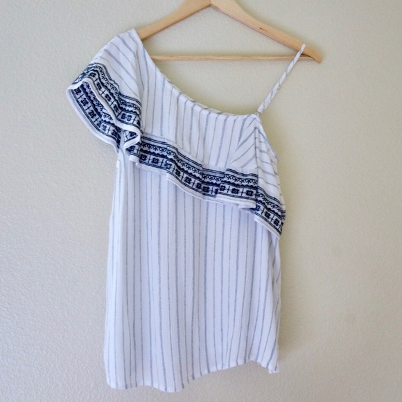 Abercrombie & Fitch Tops - Abercrombie & Fitch Striped One Shoulder Top